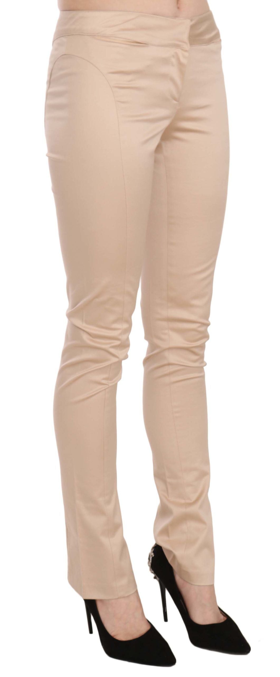 Pantalones ajustados elegantes de talle bajo en color crema