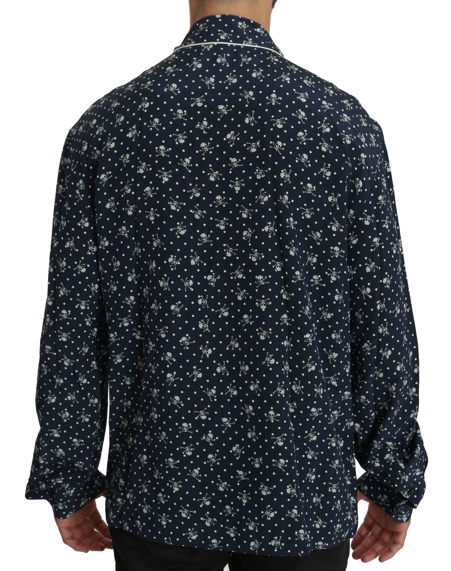 Elegancia de seda: Camisa de estar por casa con estampado de calavera azul