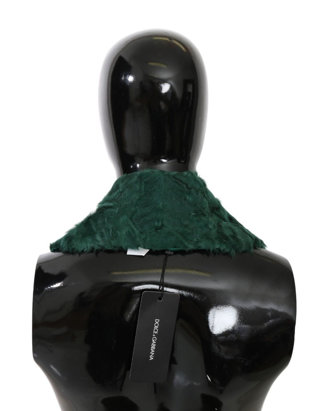 Elegante bufanda de piel de cordero en un verde exuberante