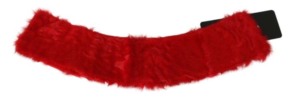 Elegante bufanda de piel de cordero roja