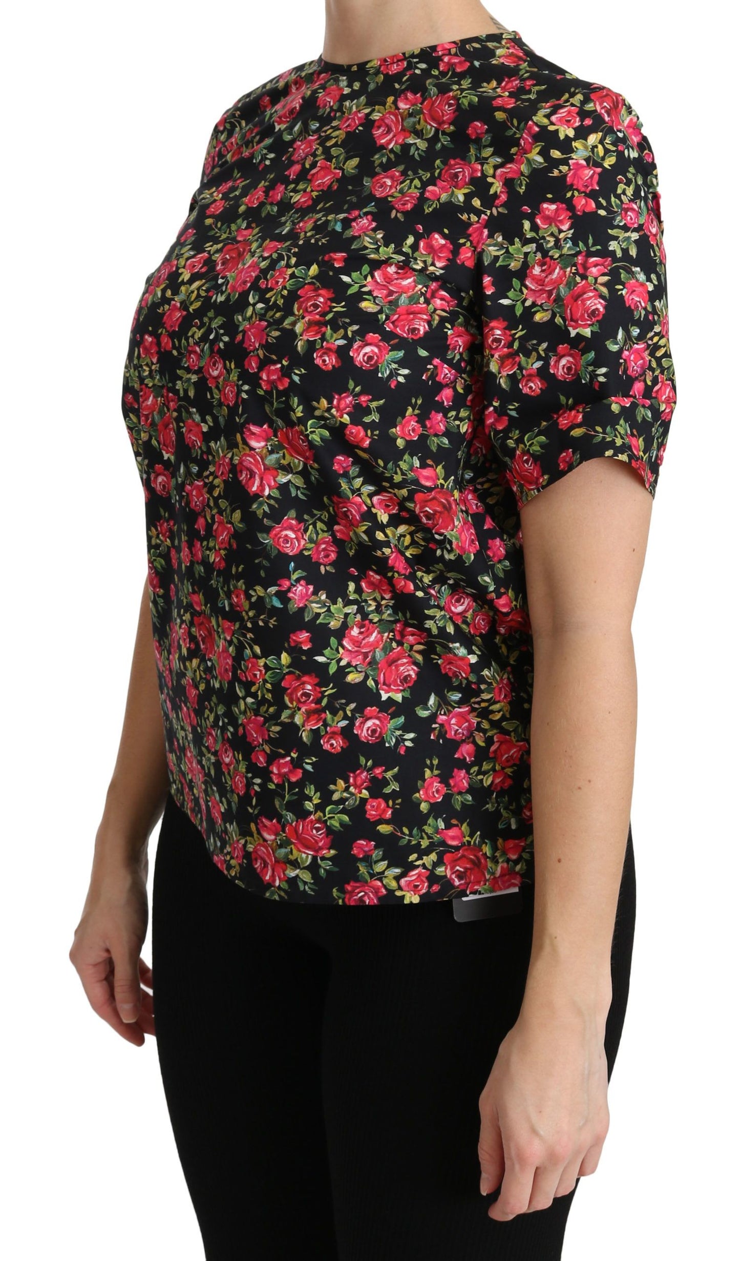 Elegante top negro con cuello redondo y estampado floral