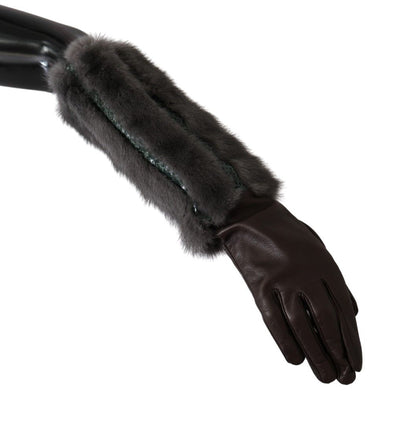 Elegantes guantes de cuero marrón hasta la mitad del brazo