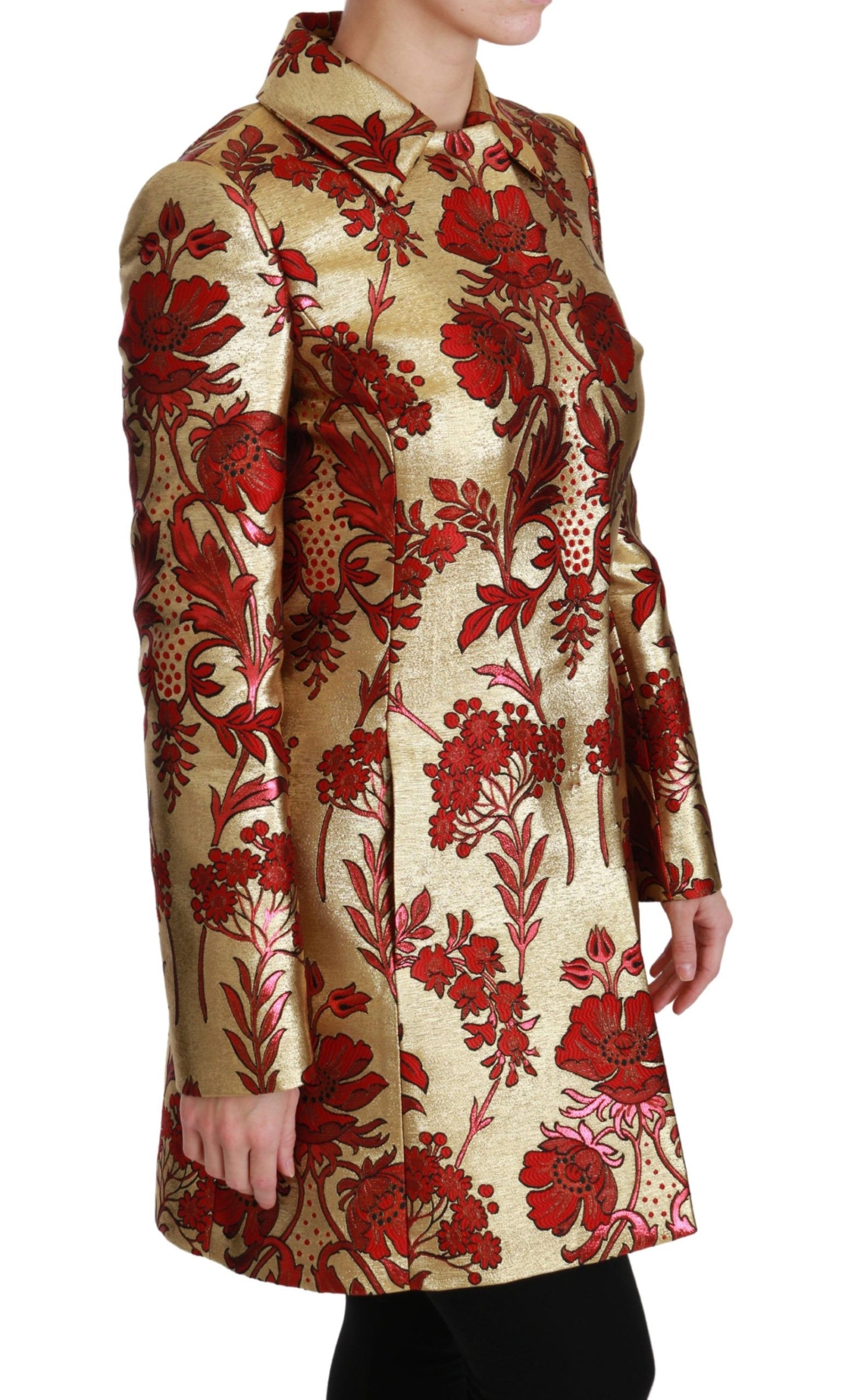 Elegante gabardina con brocado floral dorado