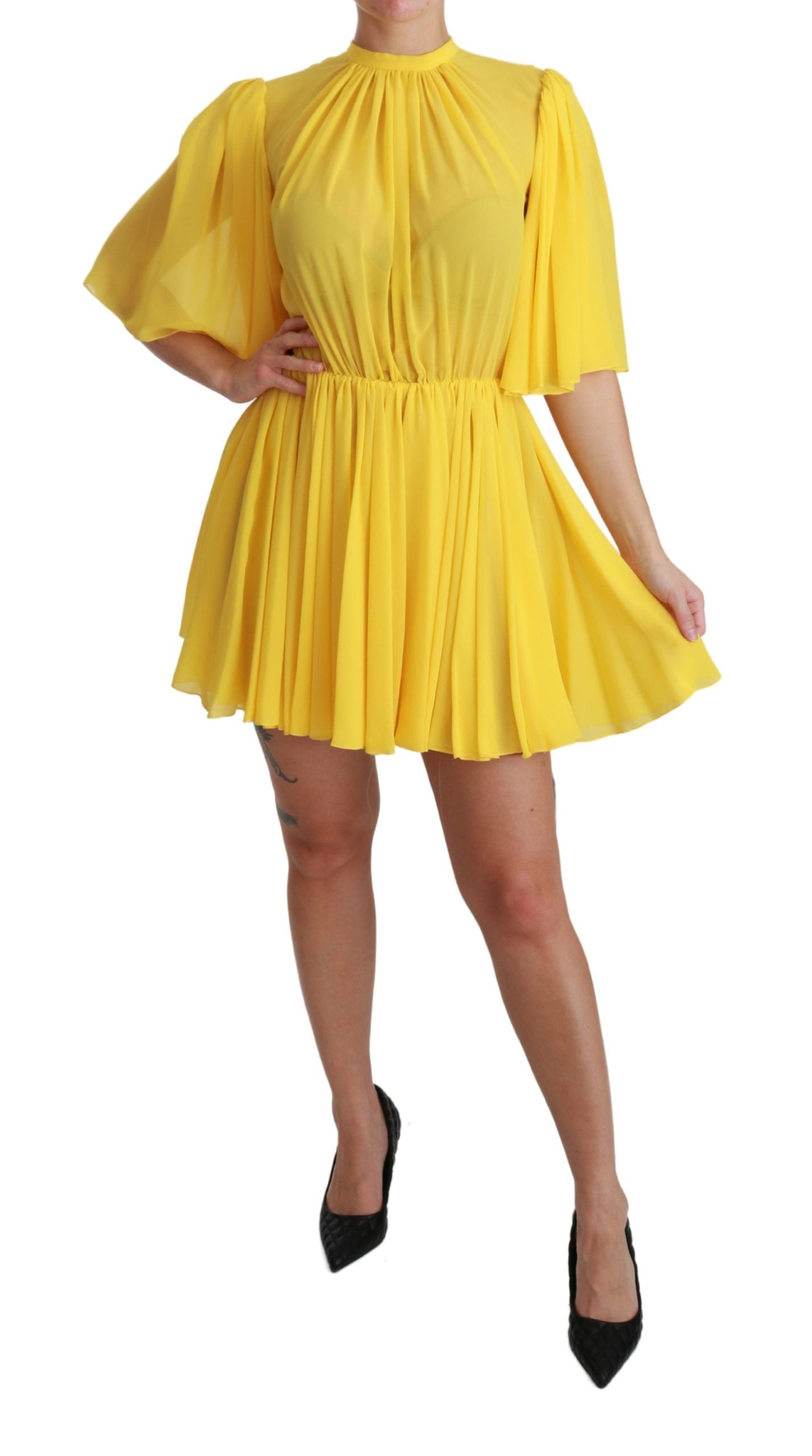 Minivestido plisado de seda en forma de A en amarillo brillante