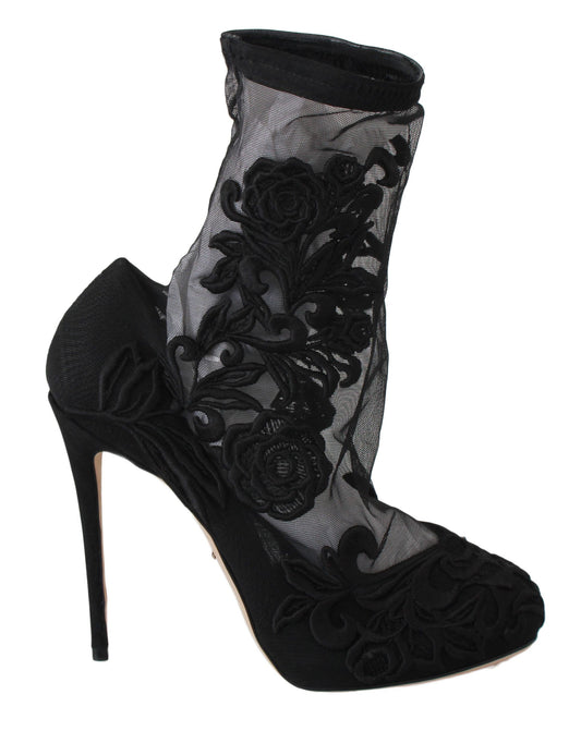 Botines con tacón de aguja y flores bordadas