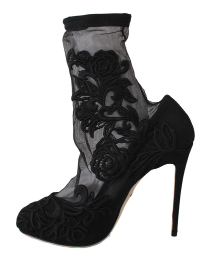 Botines con tacón de aguja y flores bordadas