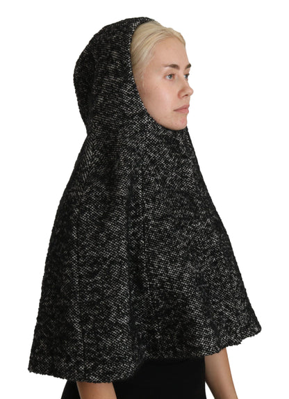 Elegante bufanda de lana gris con capucha de la icónica marca italiana
