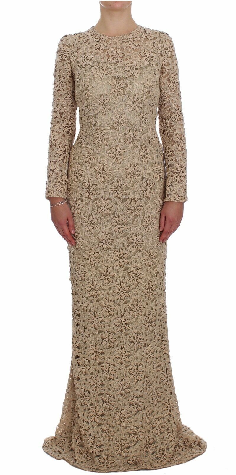 Vestido largo de manga larga con encaje floral beige