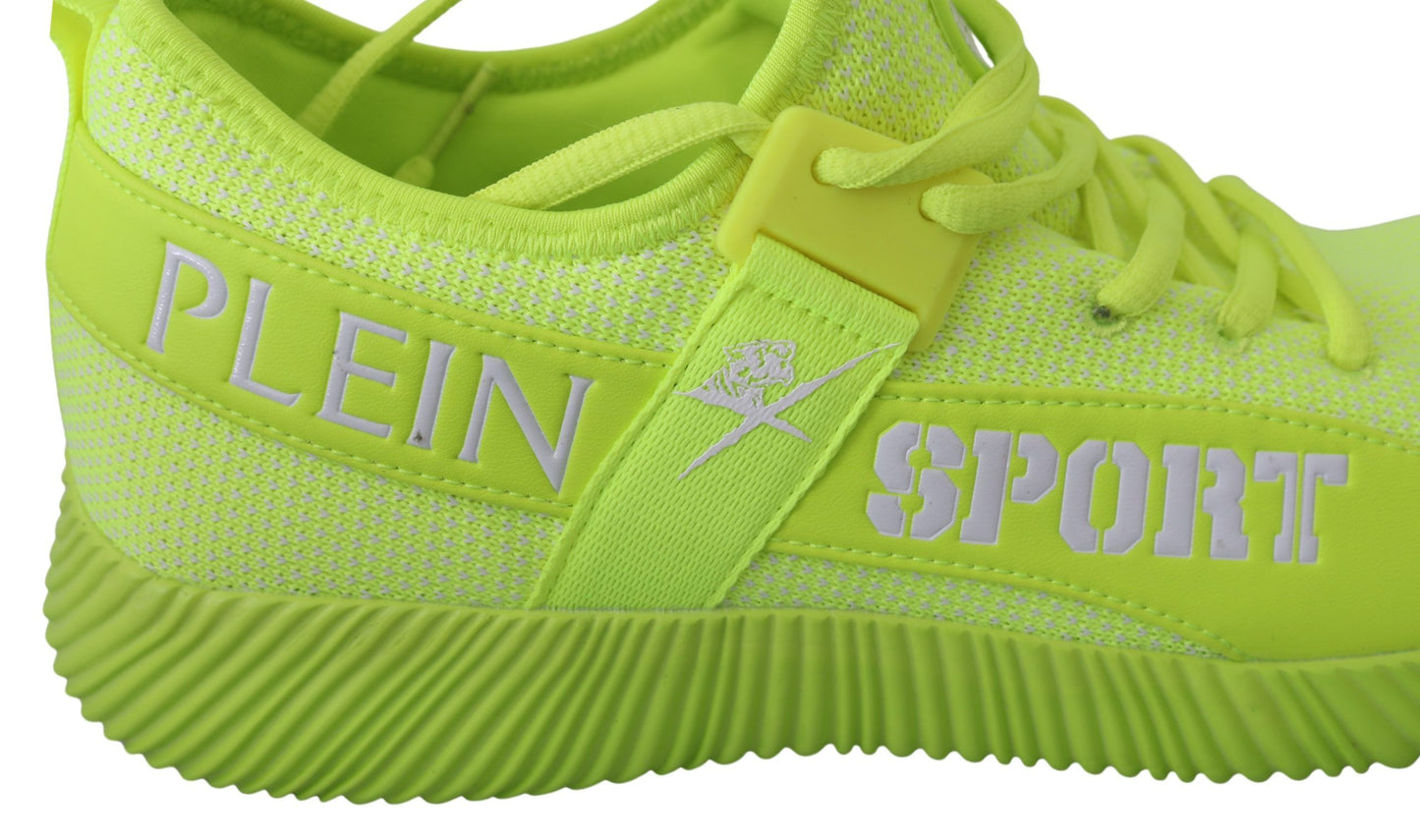 Zapatillas deportivas casuales elegantes de color verde claro