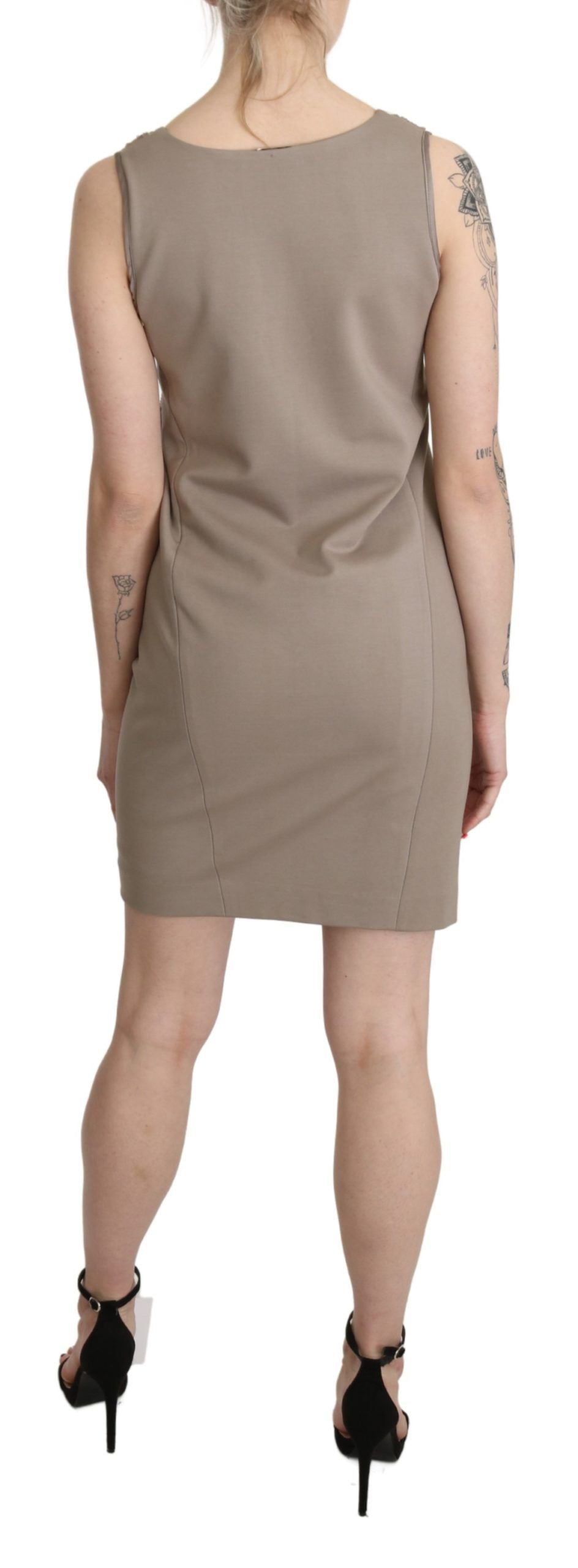 Glamuroso minivestido de lentejuelas sin mangas con cuello en V