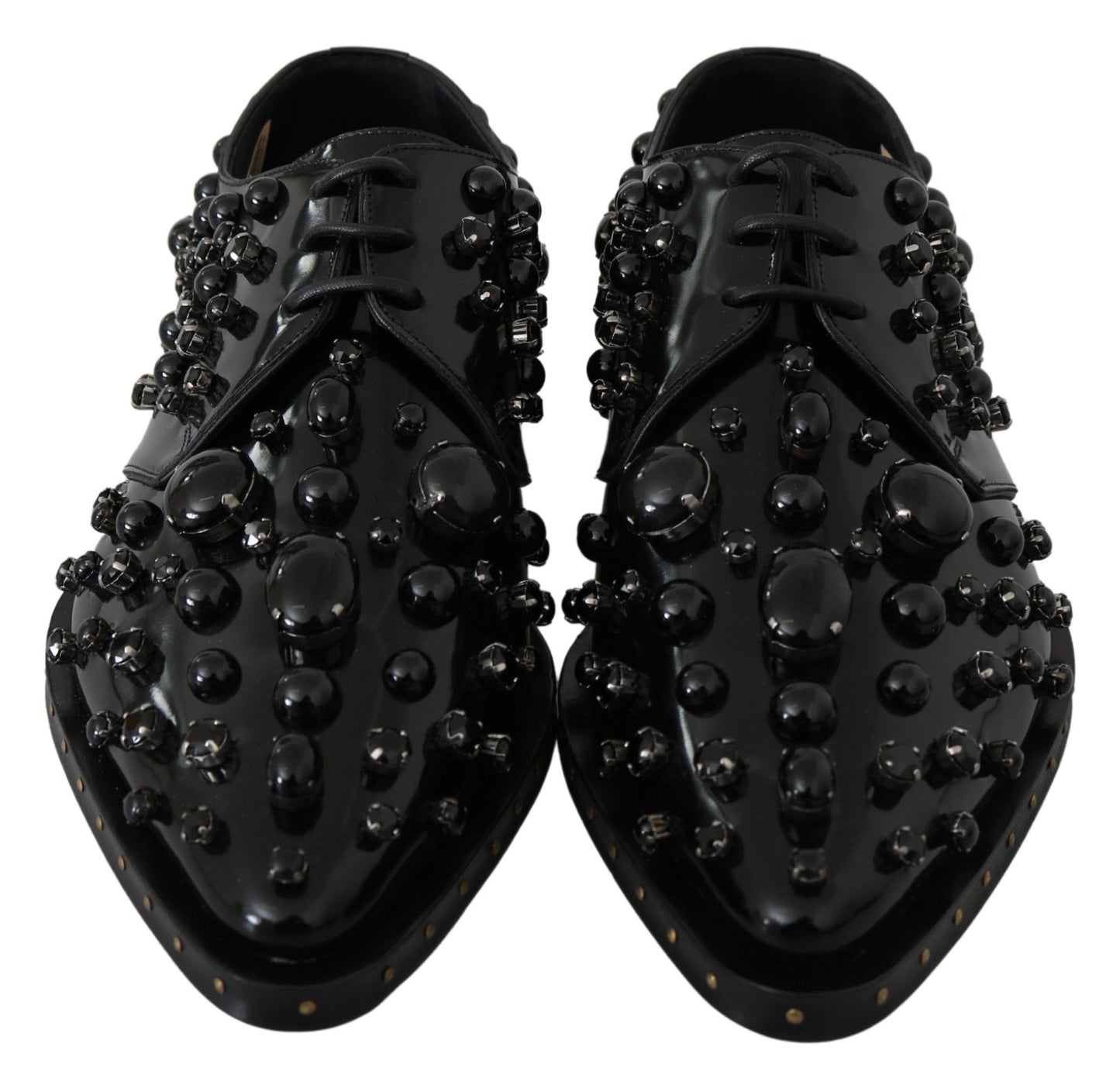 Elegantes zapatos de vestir negros con cristales