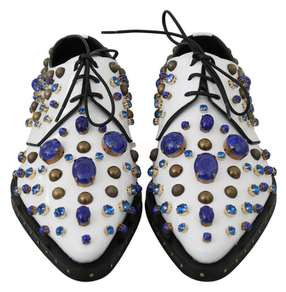 Elegantes zapatos de vestir de cuero blanco con cristales