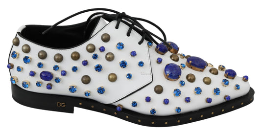 Elegantes zapatos de vestir de cuero blanco con cristales