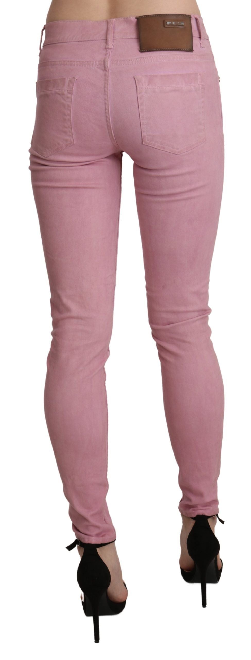 Vaqueros pitillo elegantes de cintura media en color rosa