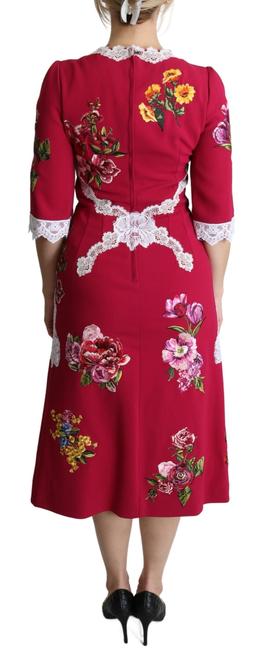Vestido midi con bordado floral