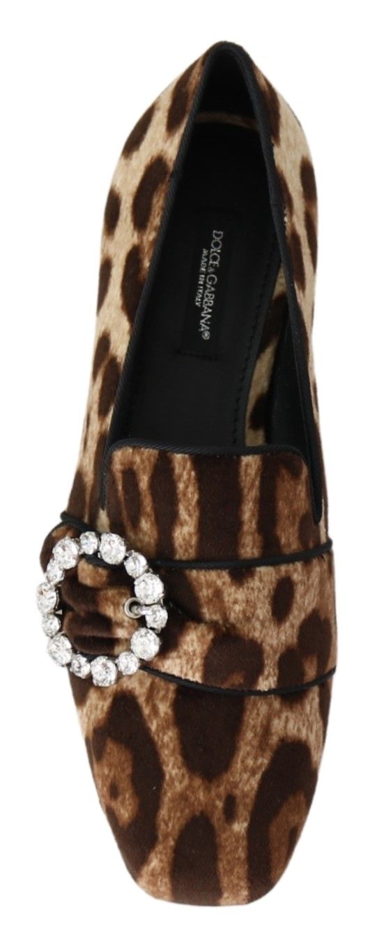 Mocasines con estampado de leopardo y adornos de cristales