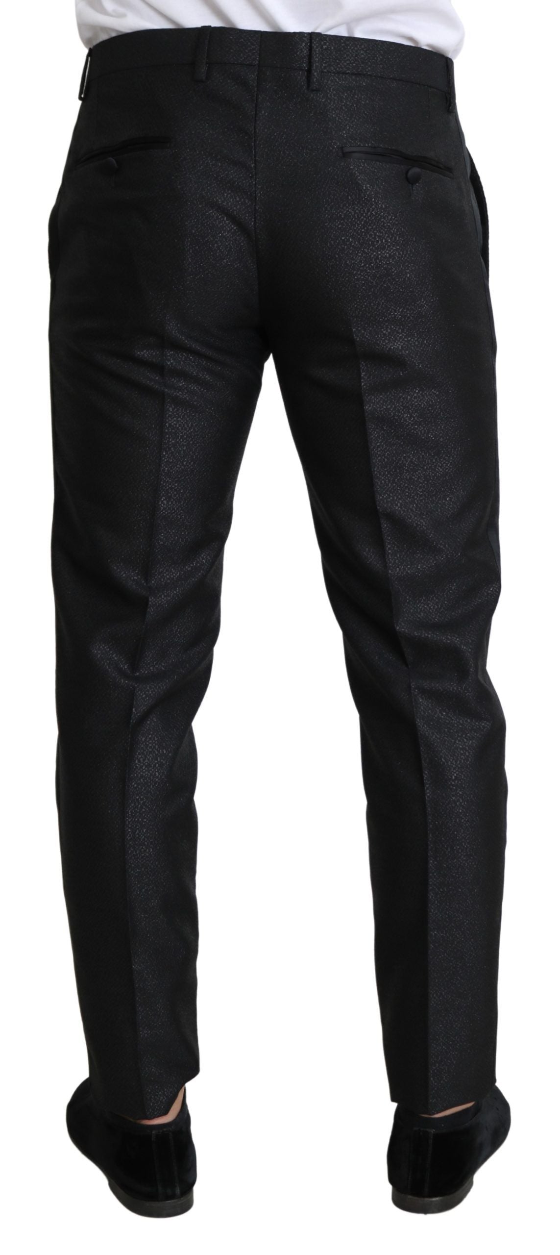 Elegante pantalón de vestir negro metalizado