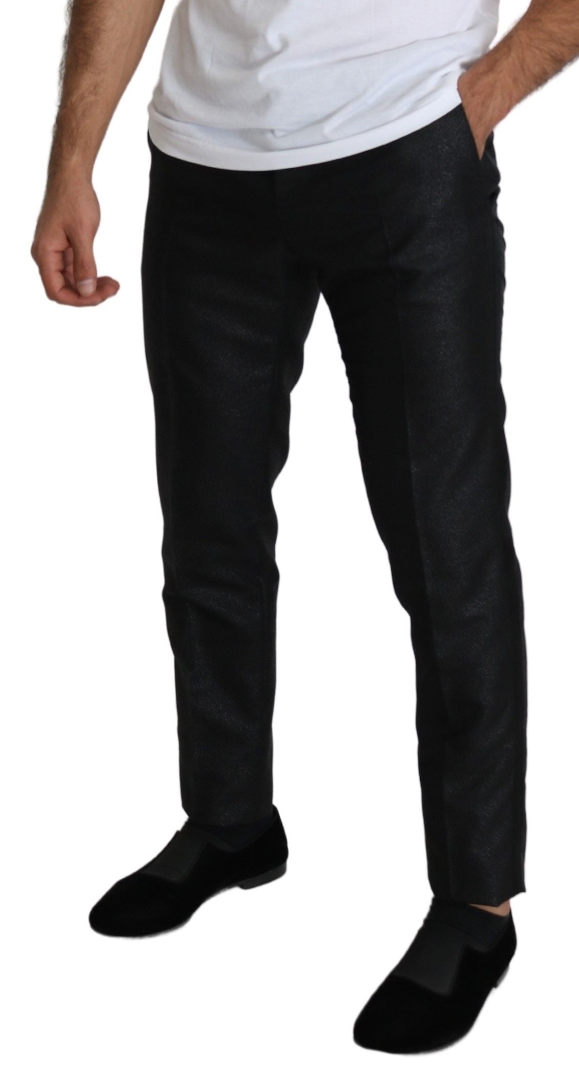 Elegante pantalón de vestir negro metalizado