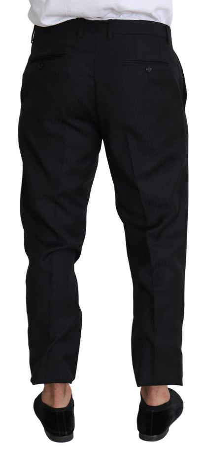 Elegantes pantalones cortos negros de lana virgen