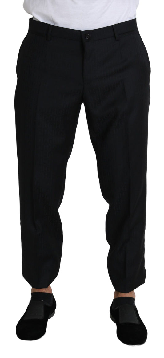 Elegantes pantalones cortos negros de lana virgen