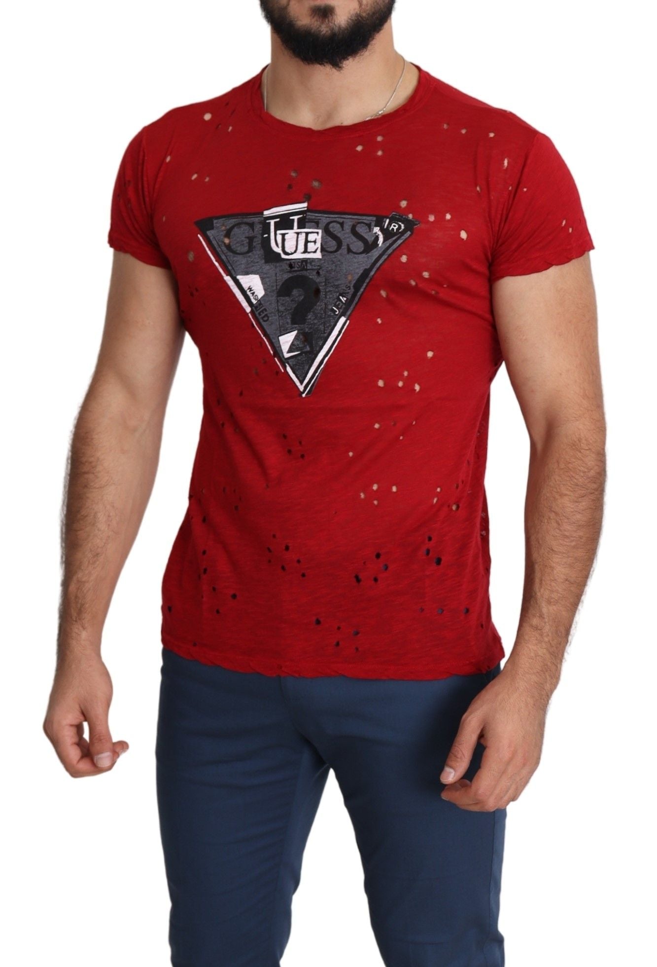 Camiseta de algodón rojo radiante, perfecta para el día a día.