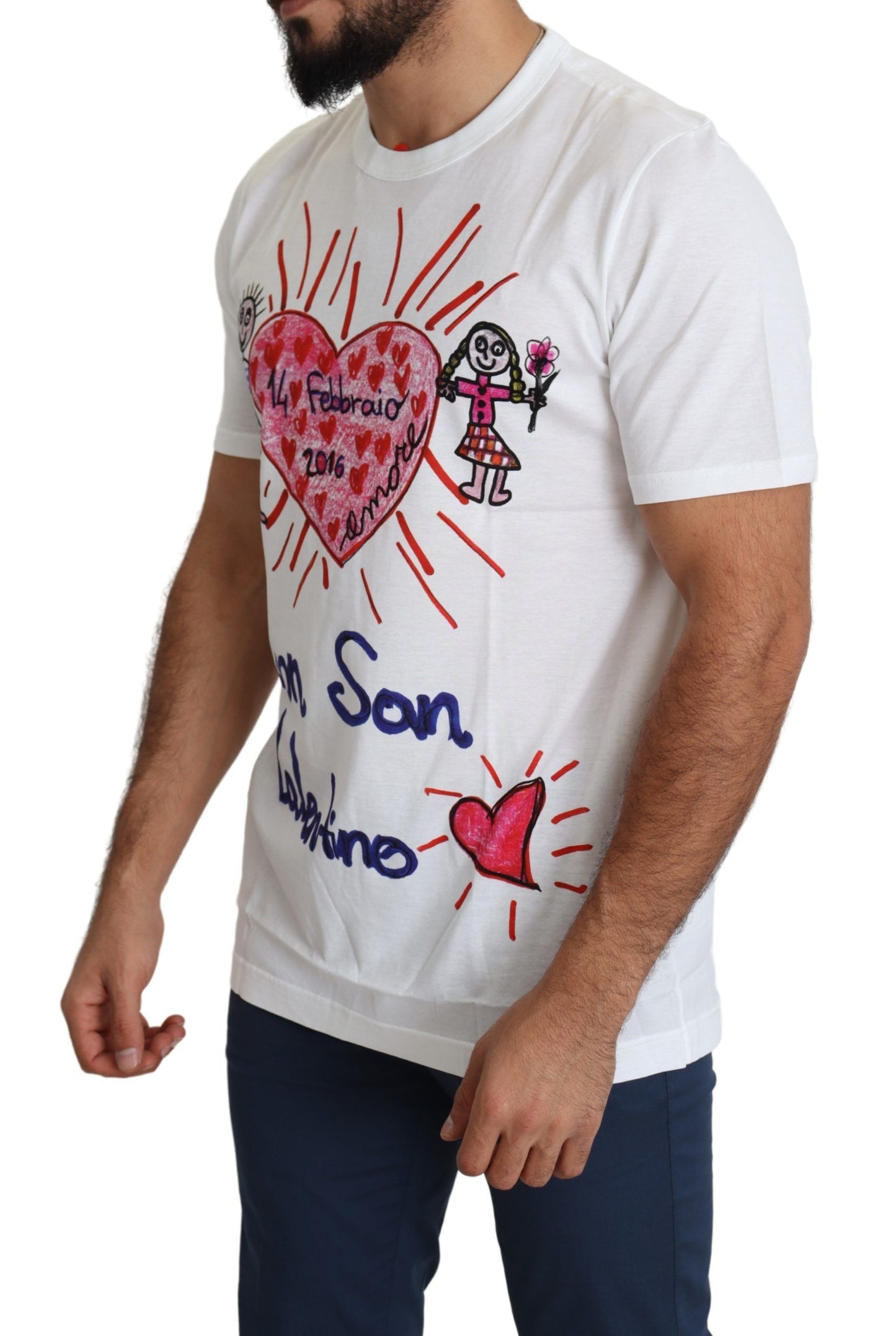 Camiseta de cuello redondo con estampado de corazón romántico