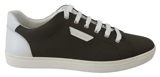 Zapatillas bajas elegantes de cuero blanco