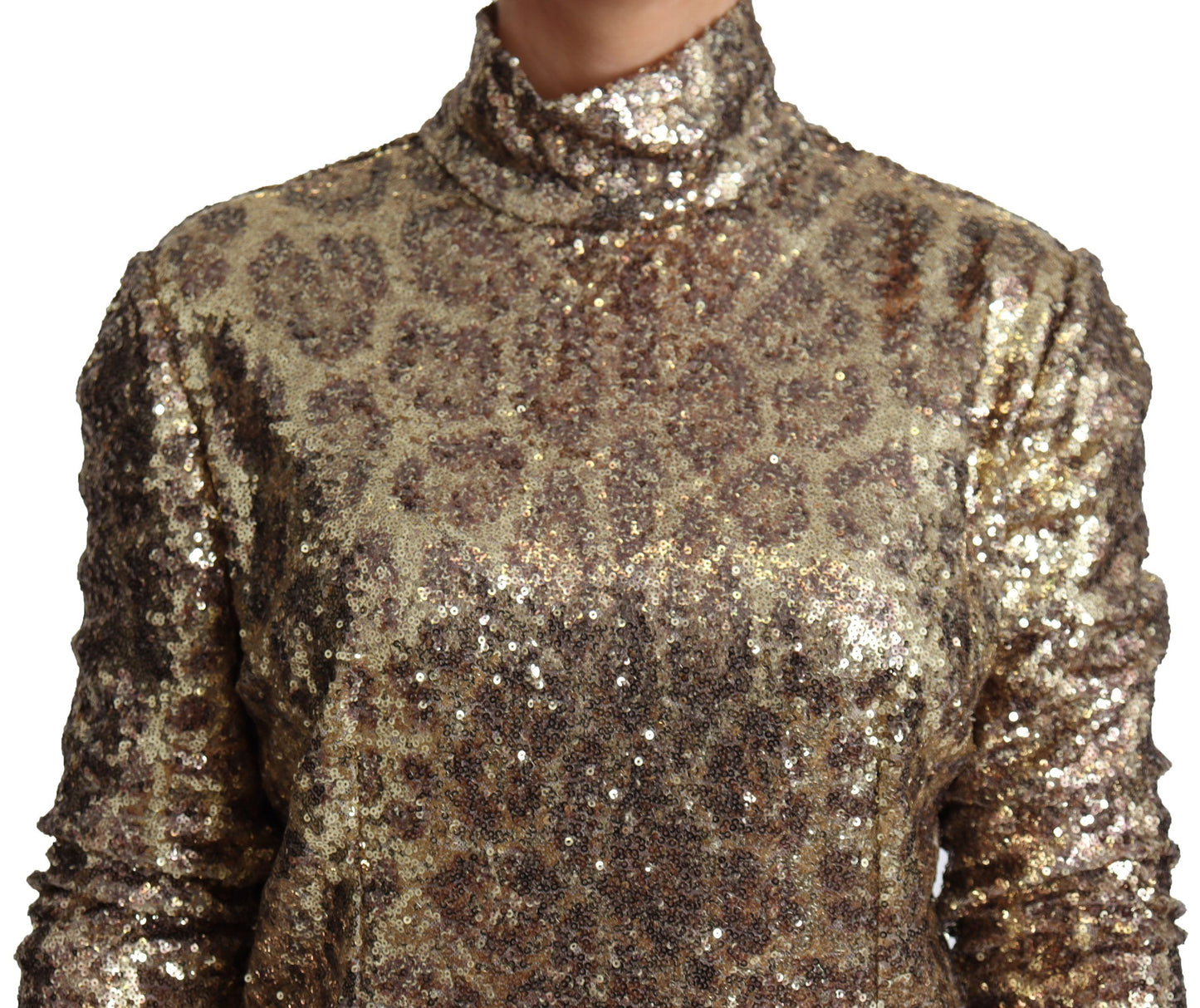 Suéter marrón de cuello alto con lentejuelas y cremallera completa