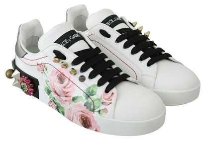 Zapatillas de piel con adornos florales de cristal