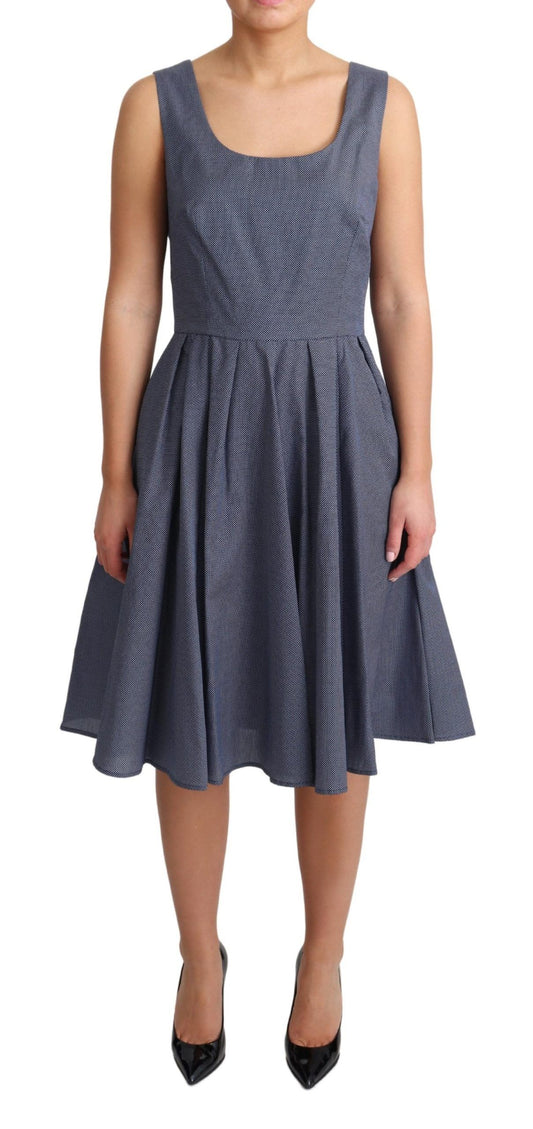 Vestido elegante azul de lunares sin mangas de corte A
