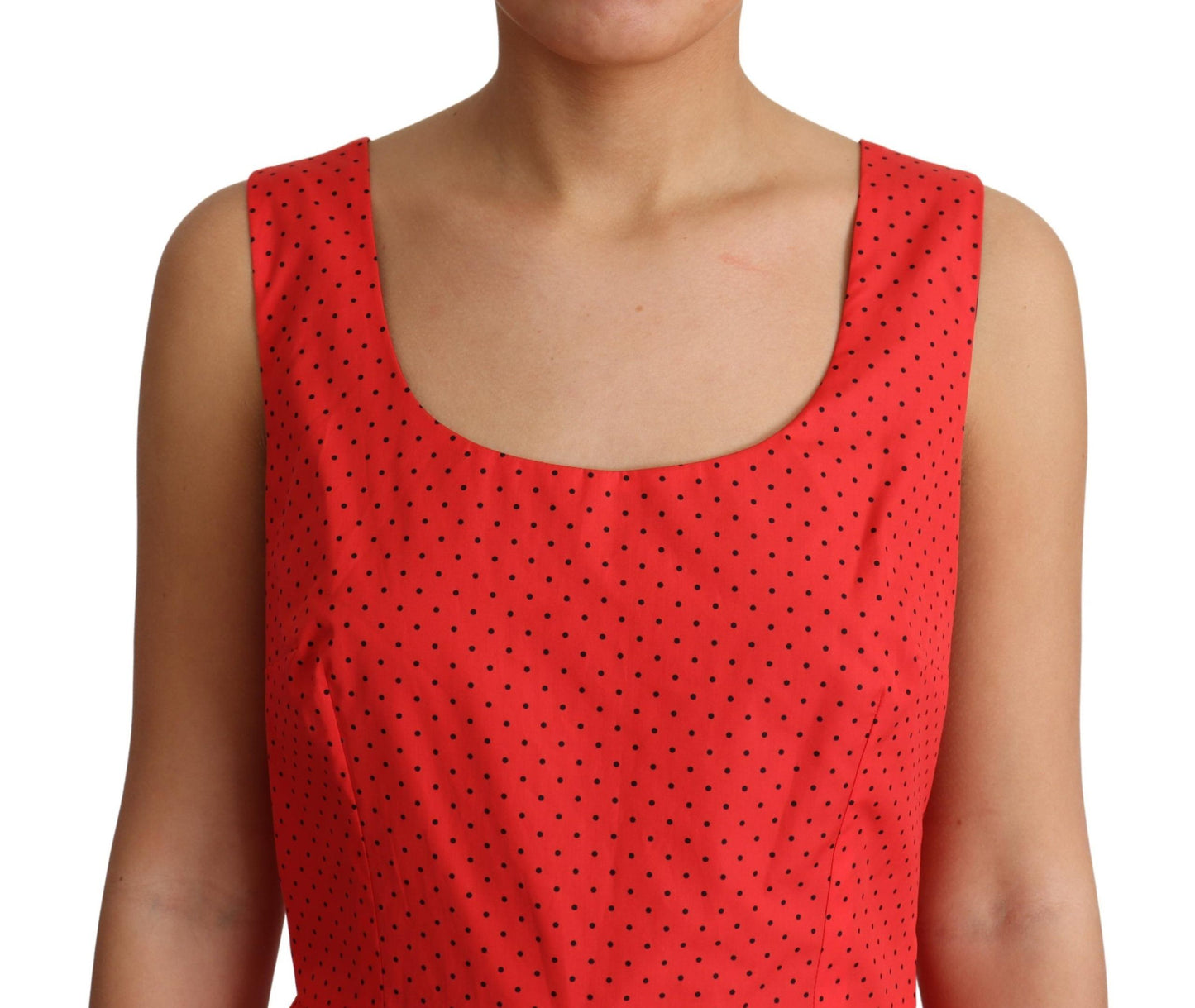 Elegante vestido sin mangas de lunares en forma de A