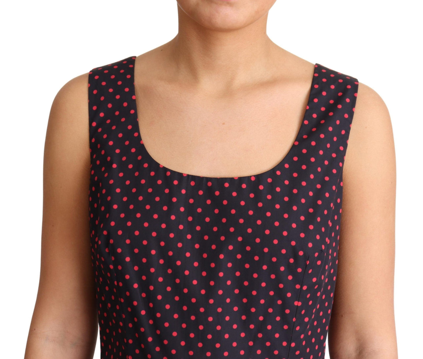 Vestido elegante sin mangas con lunares en forma de A