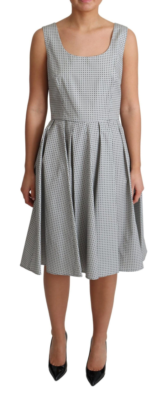 Vestido elegante de lunares sin mangas de corte A