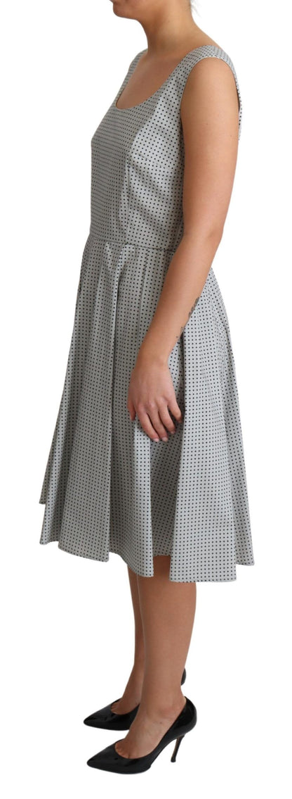 Vestido elegante de lunares sin mangas de corte A