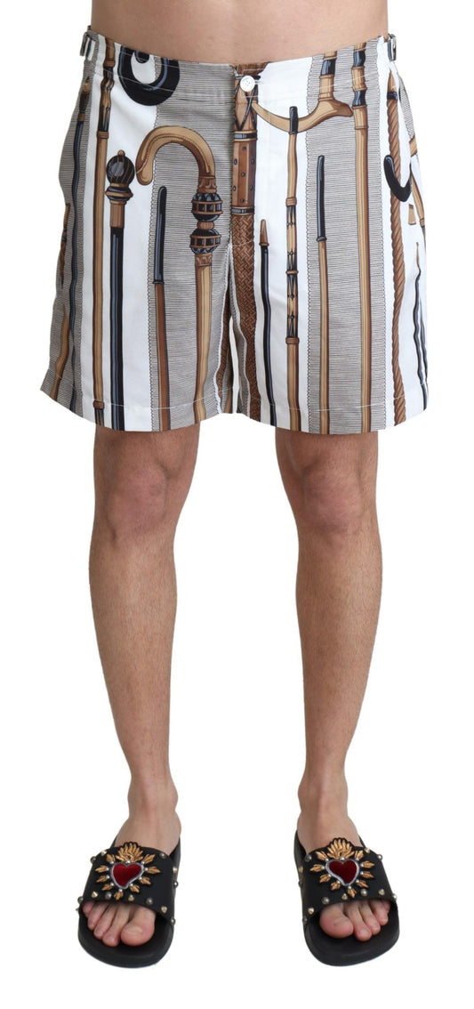 Elegantes shorts de baño blancos y multicolor