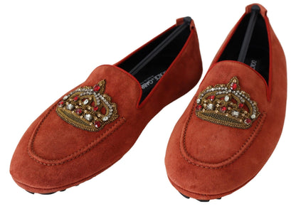 Mocasines de piel naranja opulentos con bordados dorados