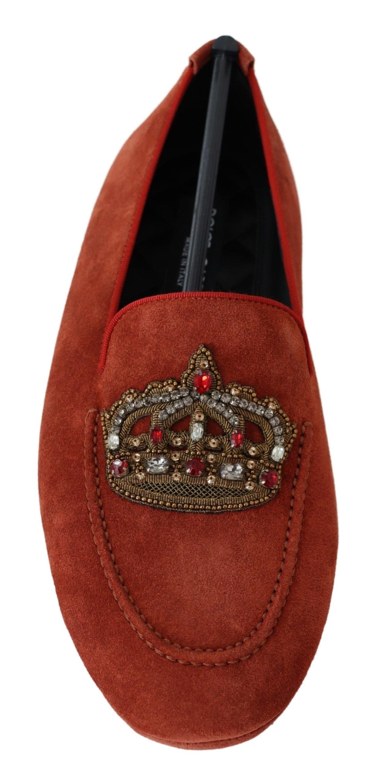 Mocasines de piel naranja opulentos con bordados dorados