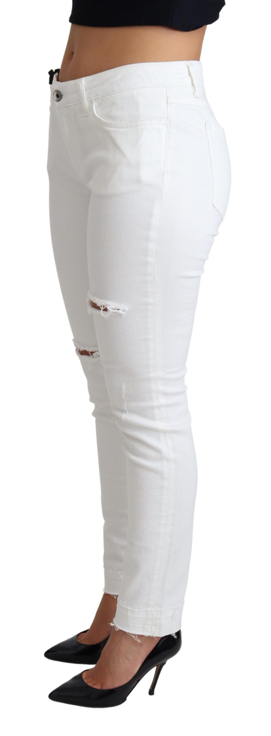 Vaqueros blancos elegantes de diseño con cintura media