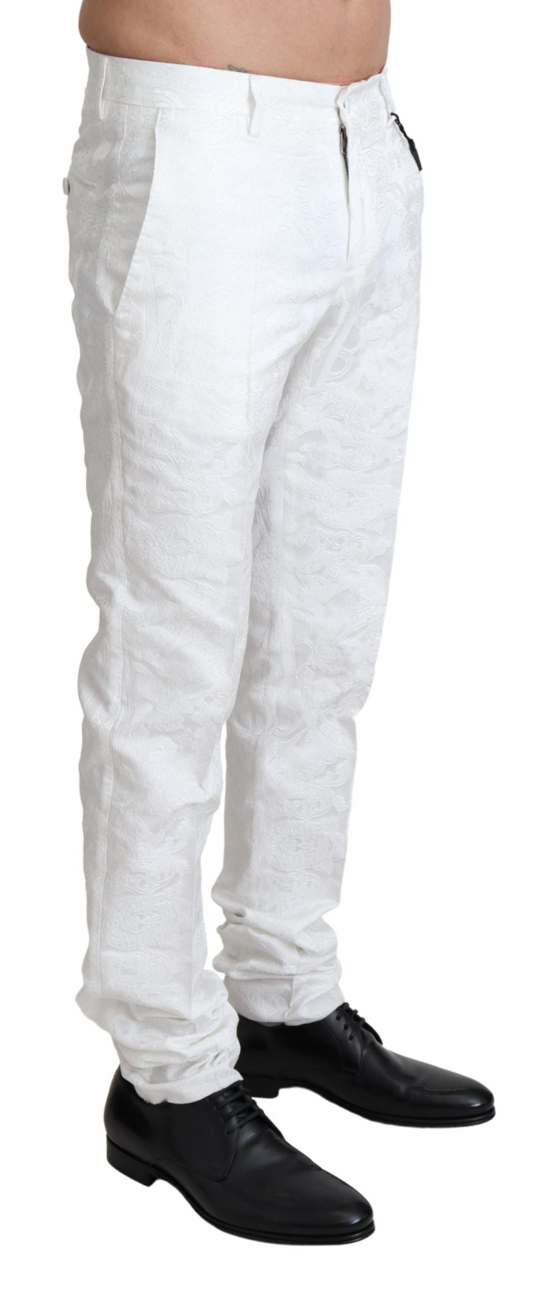 Elegante pantalón de vestir de brocado blanco