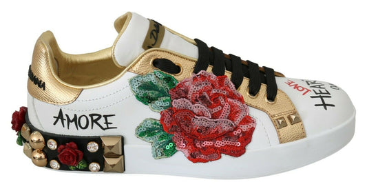 Elegantes zapatillas de cuero con lentejuelas florales