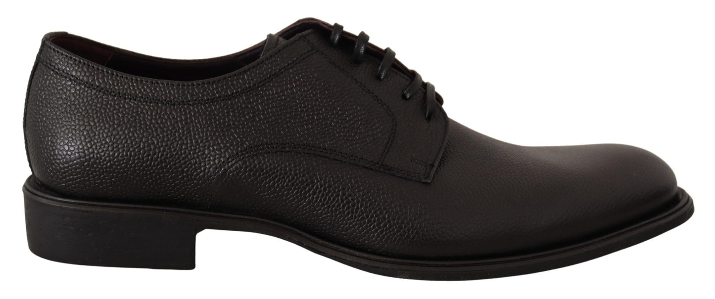 Elegantes zapatos de vestir Derby de cuero negro