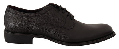 Elegantes zapatos de vestir Derby de cuero negro