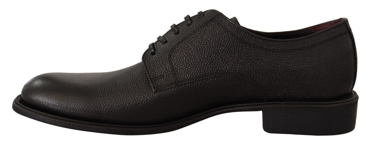 Elegantes zapatos de vestir Derby de cuero negro