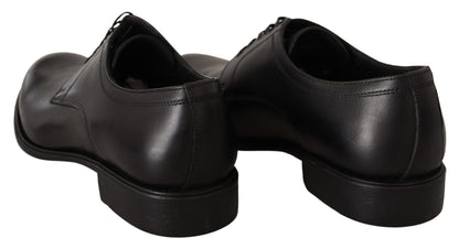 Elegantes zapatos formales Derby negros