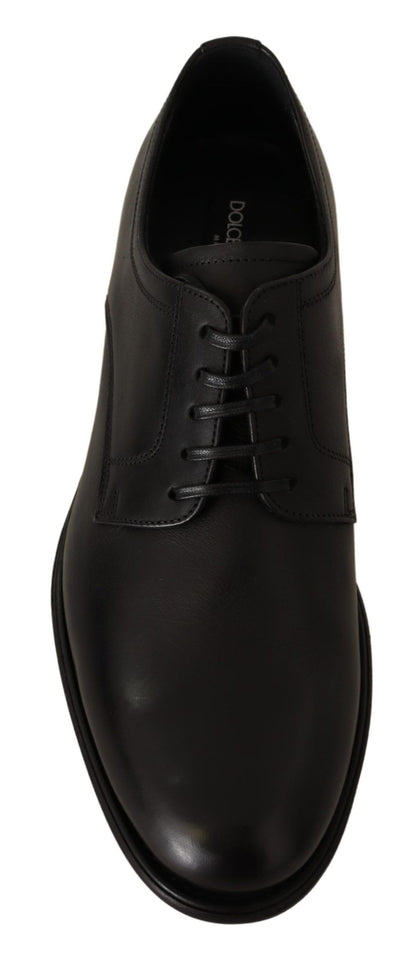 Elegantes zapatos formales Derby negros