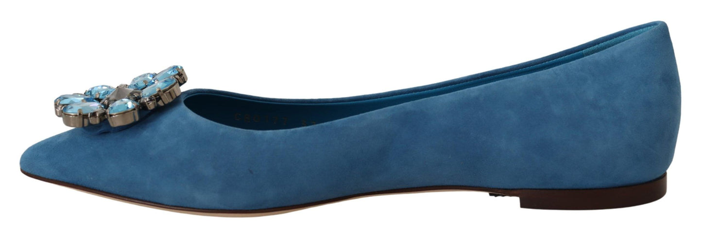 Elegantes zapatos planos de ante con adornos de cristal