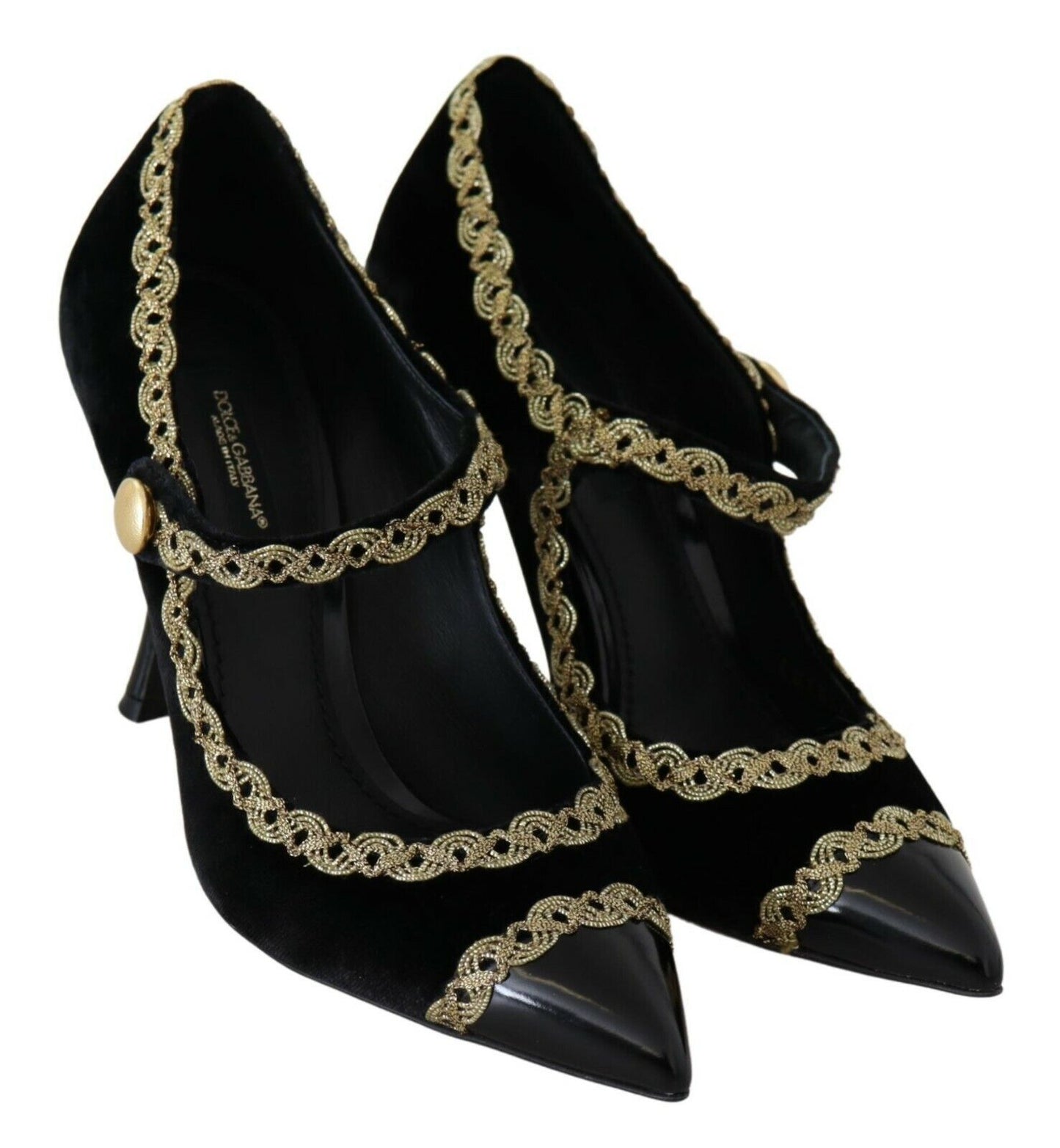 Elegantes zapatos de tacón de terciopelo negro con bordado dorado