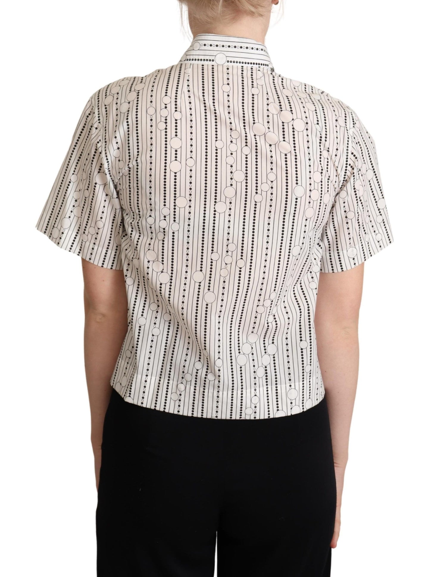 Top tipo polo con cuello de elegancia geométrica