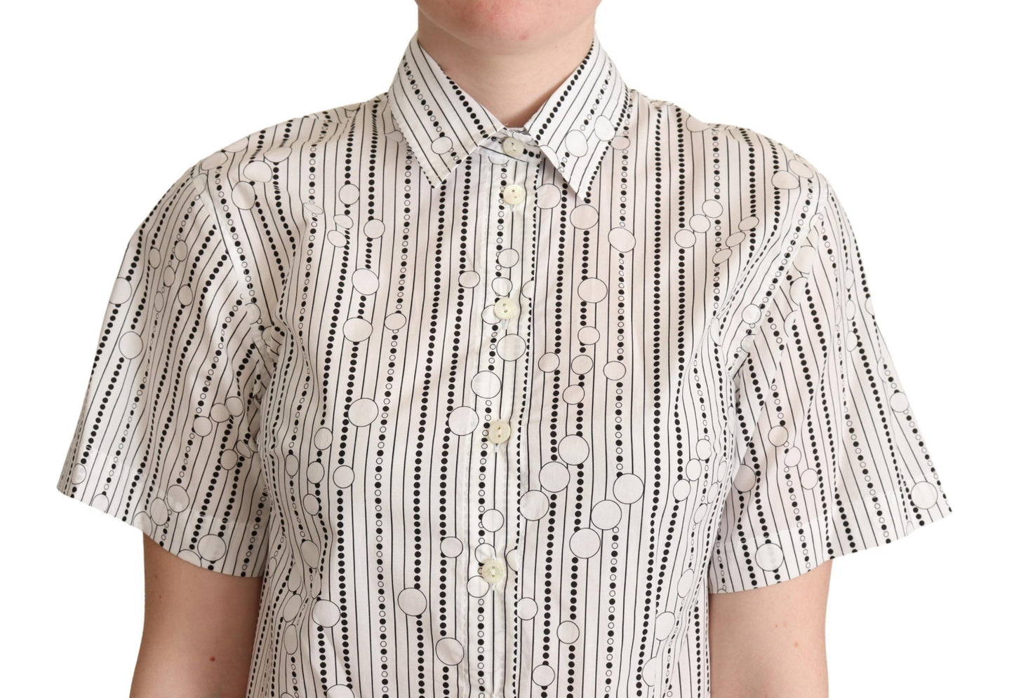 Top tipo polo con cuello de elegancia geométrica