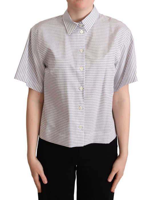 Elegante polo con cuello de lunares